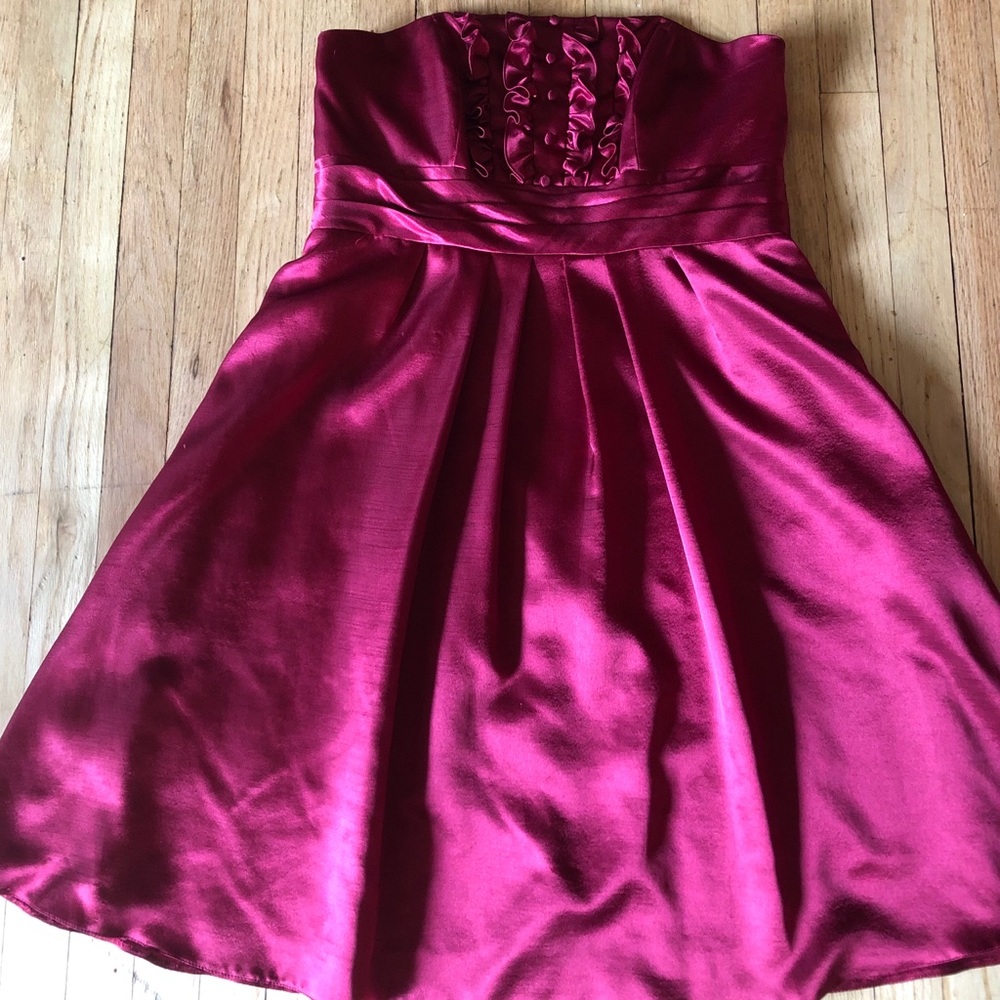 Maroon strapless dress